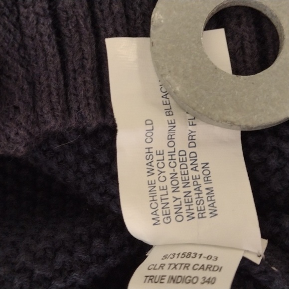 Gap Navy Thermal Knit V-neck Button Front Cardigan Sweater Size M - Picture 9 of 10